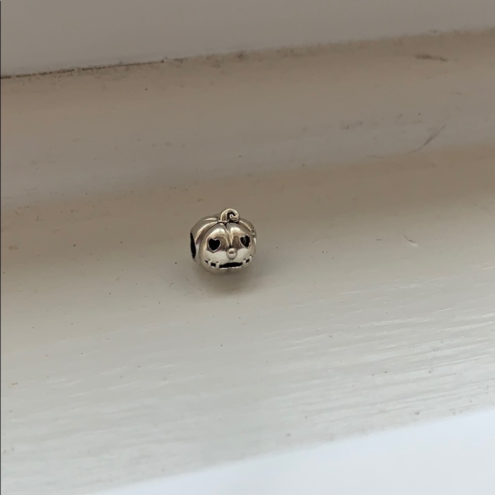 SOLD Pandora Sweet Pumpkin Charm